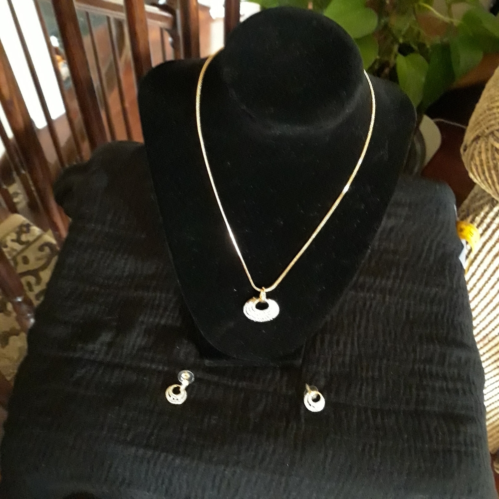 Necklace, earring